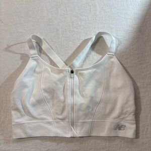 New Balance Women’s XL Zip Front Sports Bra White High Support No Pads